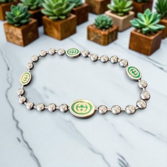 Gucci
Enamel Double G Station Bracelet - Picture 4 of 4